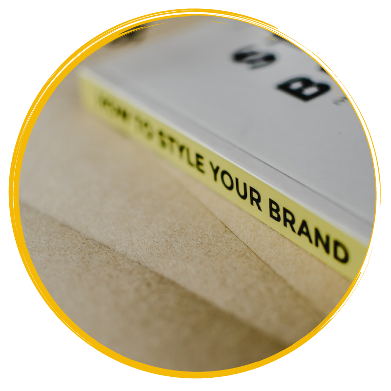 Foto de livro sobre branding